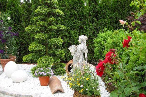 Figuren und Skulpturen für Ihren Garten
