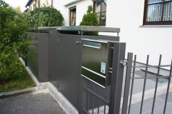 Moderner Zaunbau und Sichtschutz aus Metall